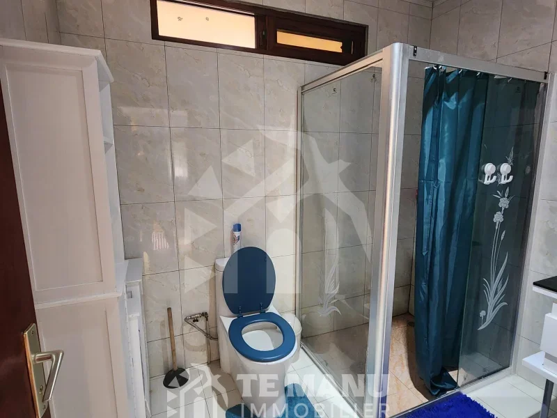 FARE HOTU – Bungalow à Louer à Faaone, Début Taravao -