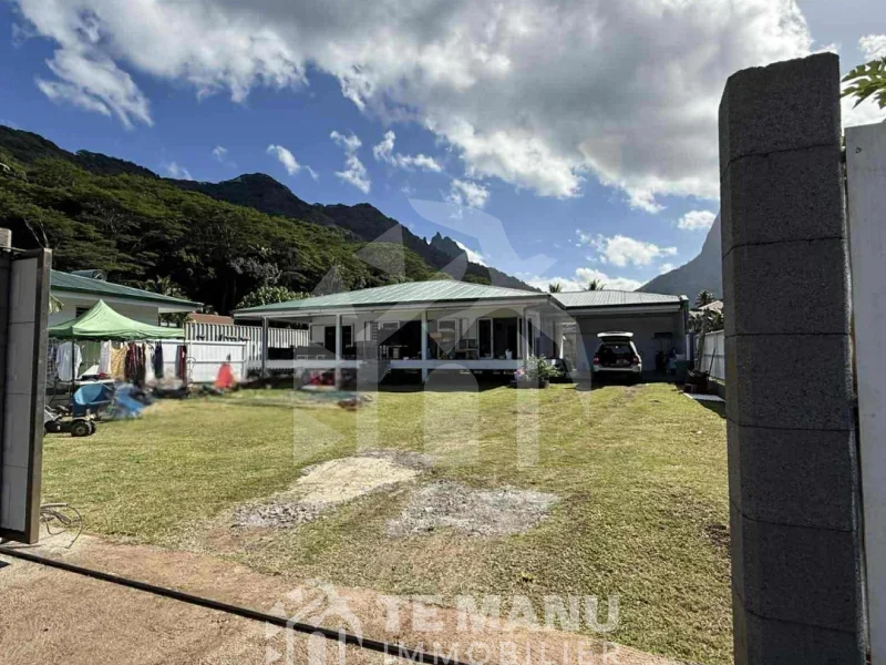À louer sur Haapiti – Maison de type F4 -