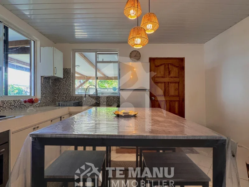 A louer – En bord de mer, maison type F4 sur Arue - temanuimmobilier.com